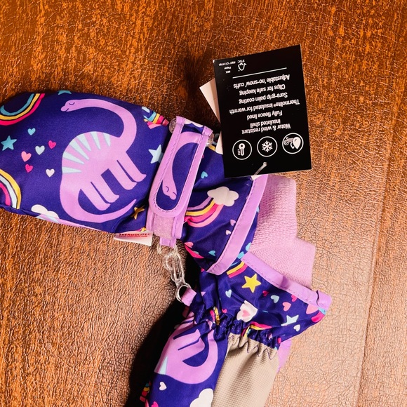 NWT 2t 3t dinosaurs rainbow winter gloves mittens childrens place thermo girls - Picture 4 of 4